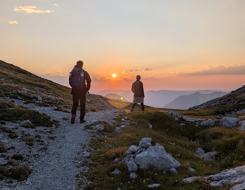 Bergtour bei Sonnenuntergang