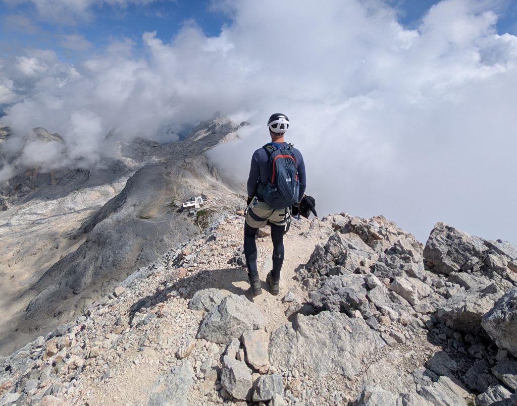 Samuel Lehner bei einer Bergtour mit Klettersteig